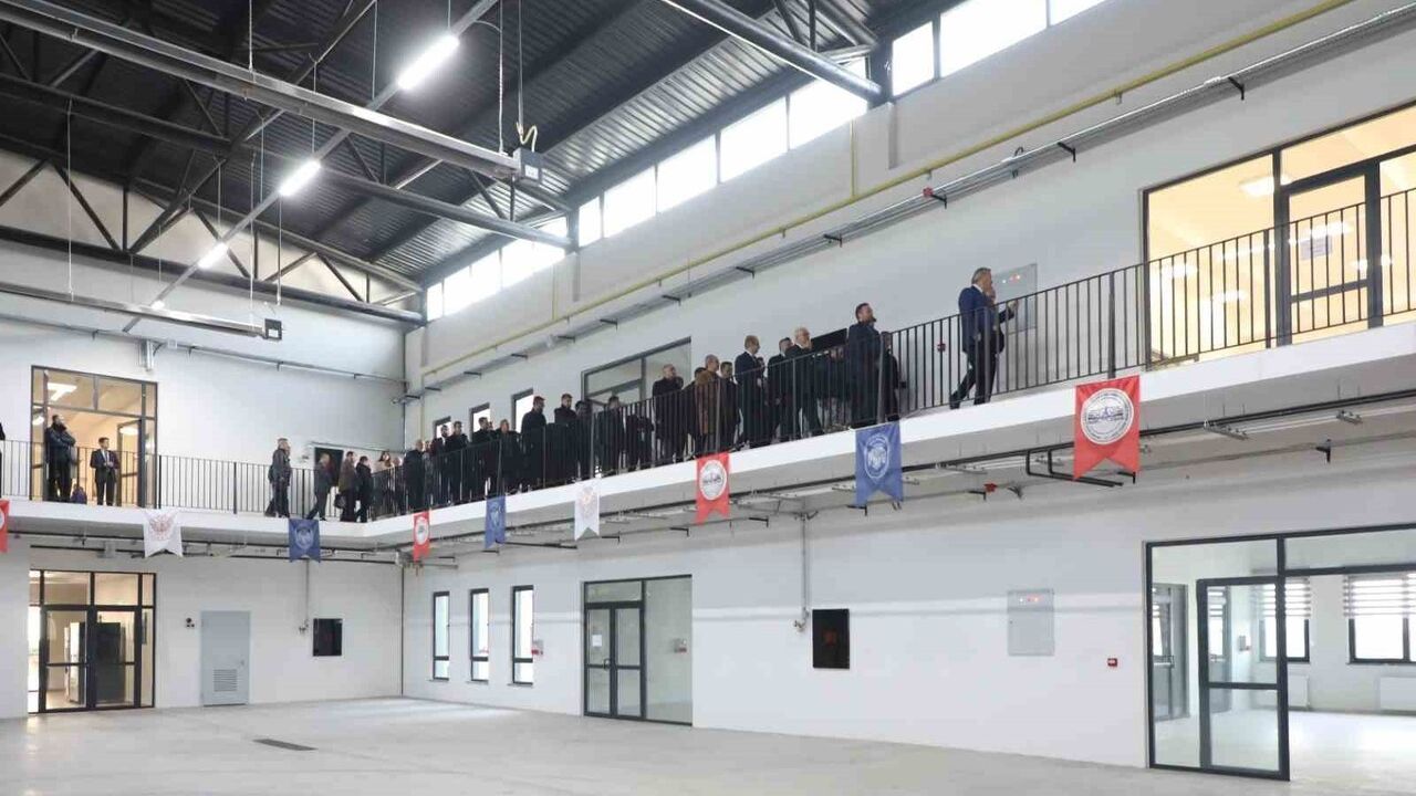 TEI Kayseri'de Savunma Sanayiine Katkı Sağlayacak Firmalarla Buluştu