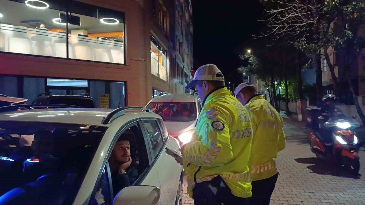 Tekirdağ'da Değirmenaltı Caddesi'nde Trafik Denetimi: 106 Araç Kontrol Edildi