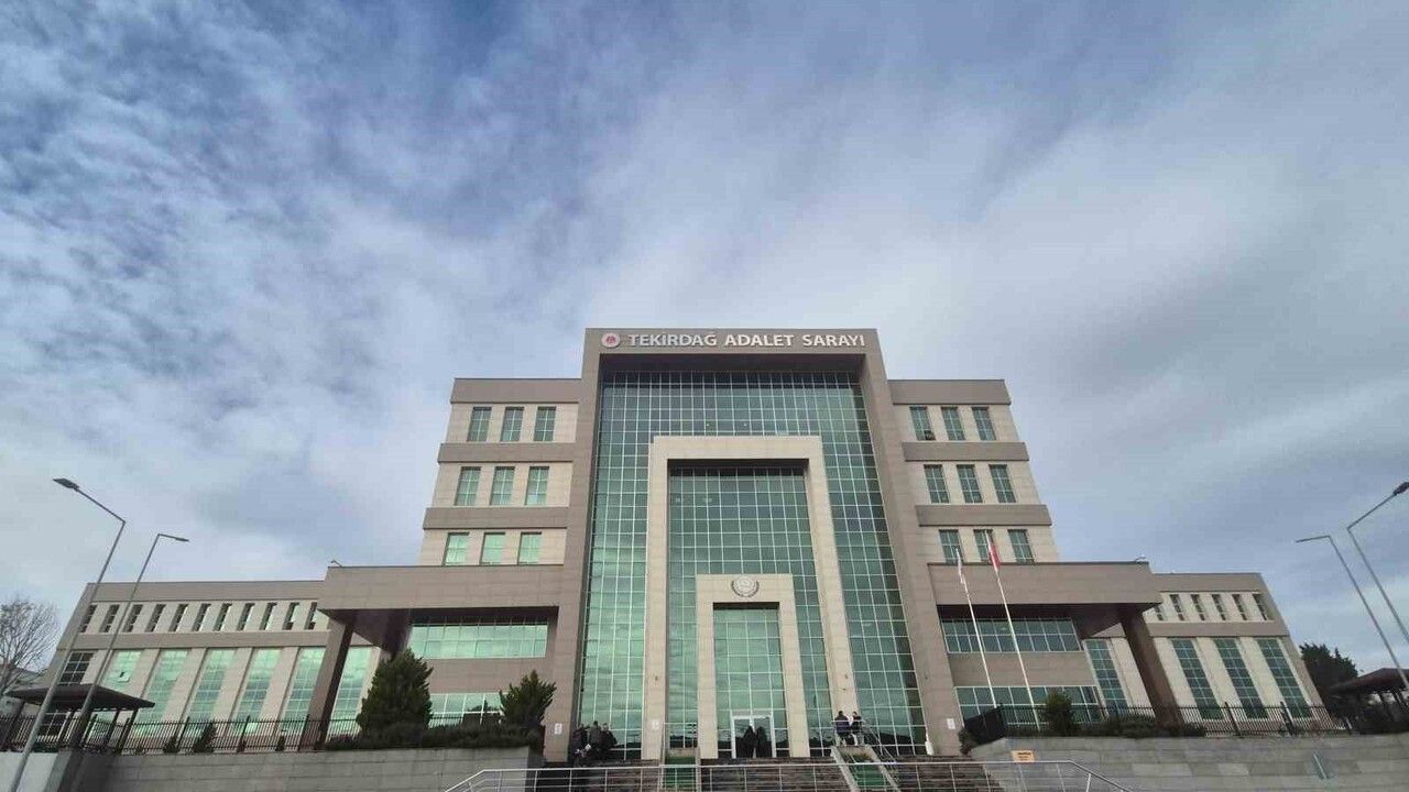 Tekirdağ'da GDO'lu mısır davası, eksik bilirkişi incelemesi nedeniyle ertelendi