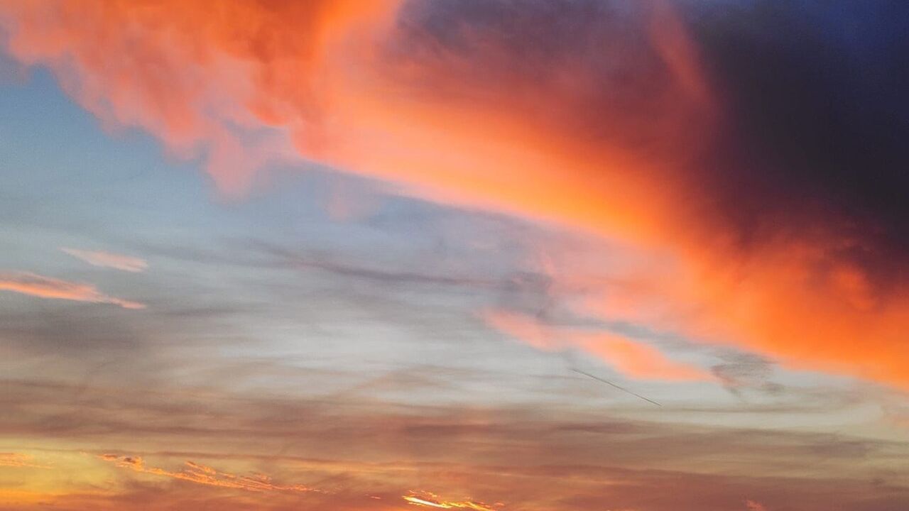 Tekirdağ Muratlı Balabanlı'da Akşam Gün Batımı İzleyenlere Görsel Ziyafet Sundı