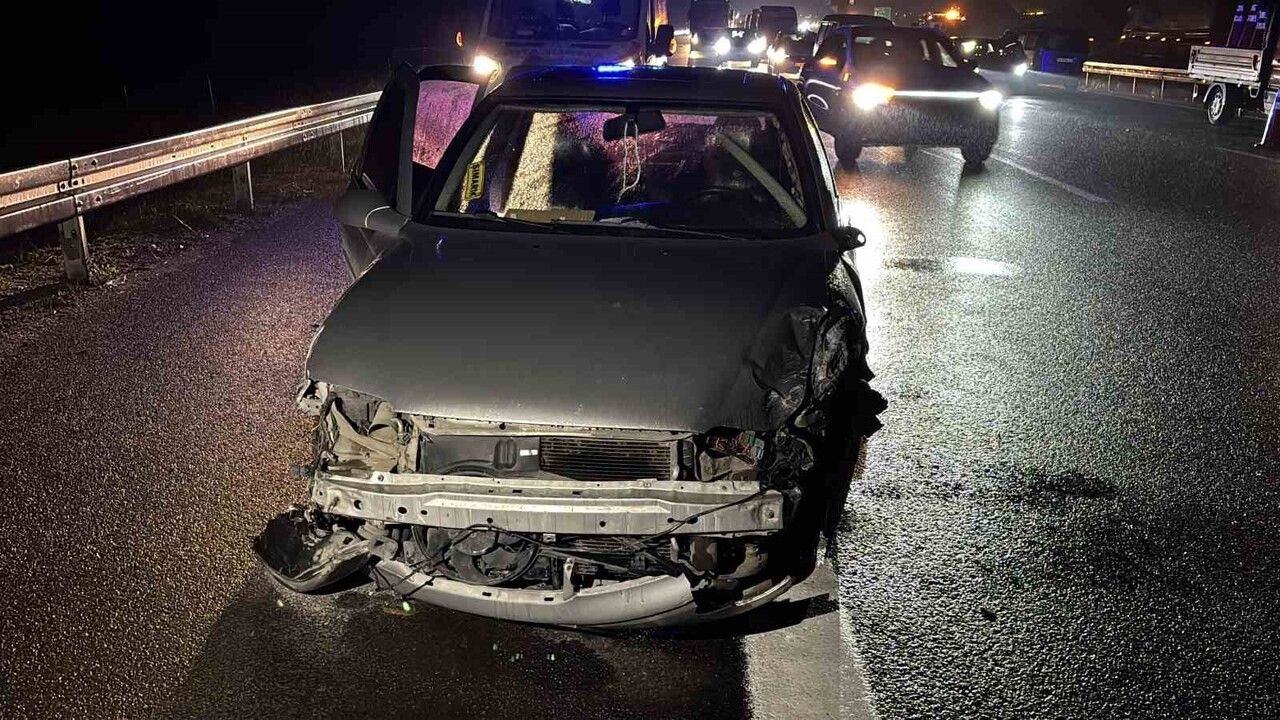 TEM Otoyolu Bolu geçişinde zincirleme kaza: 7 yaralı, trafik yaklaşık 2 saat aksadı