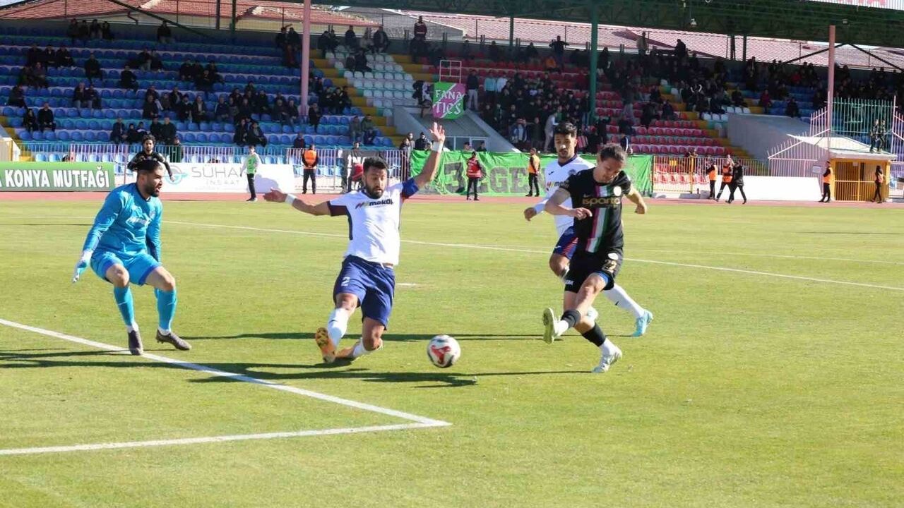 TFF 2. Lig: Isparta32 Spor 1-2 1461 Trabzon FK - Penaltı ve İlk Yarı Golleri Maçı Belirledi