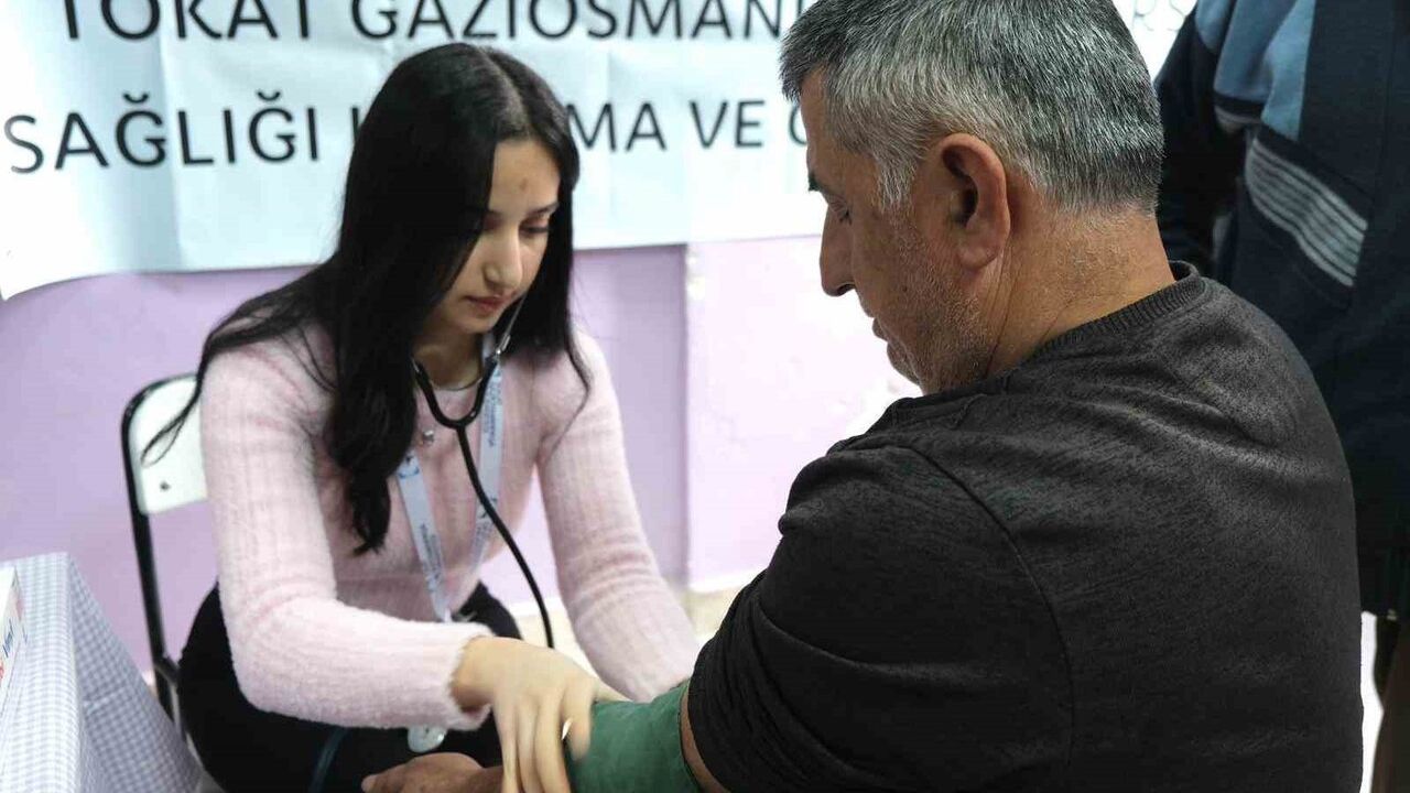 TOGÜ'nün 'Yolları Aşıyoruz, Sağlık Taşıyoruz' Projesi Kömeç Köyünde Sağlık Erişimini Güçlendirdi