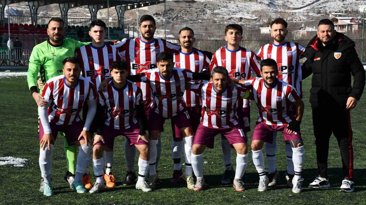 Tomarza Belediyespor, 1966 Turanspor'u 2-0 yenerek Play-Off yolunda avantaj sağladı