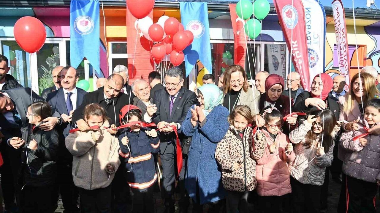 Trabzon Çilekli’de Düşler Köyü Yaşam Merkezi açıldı