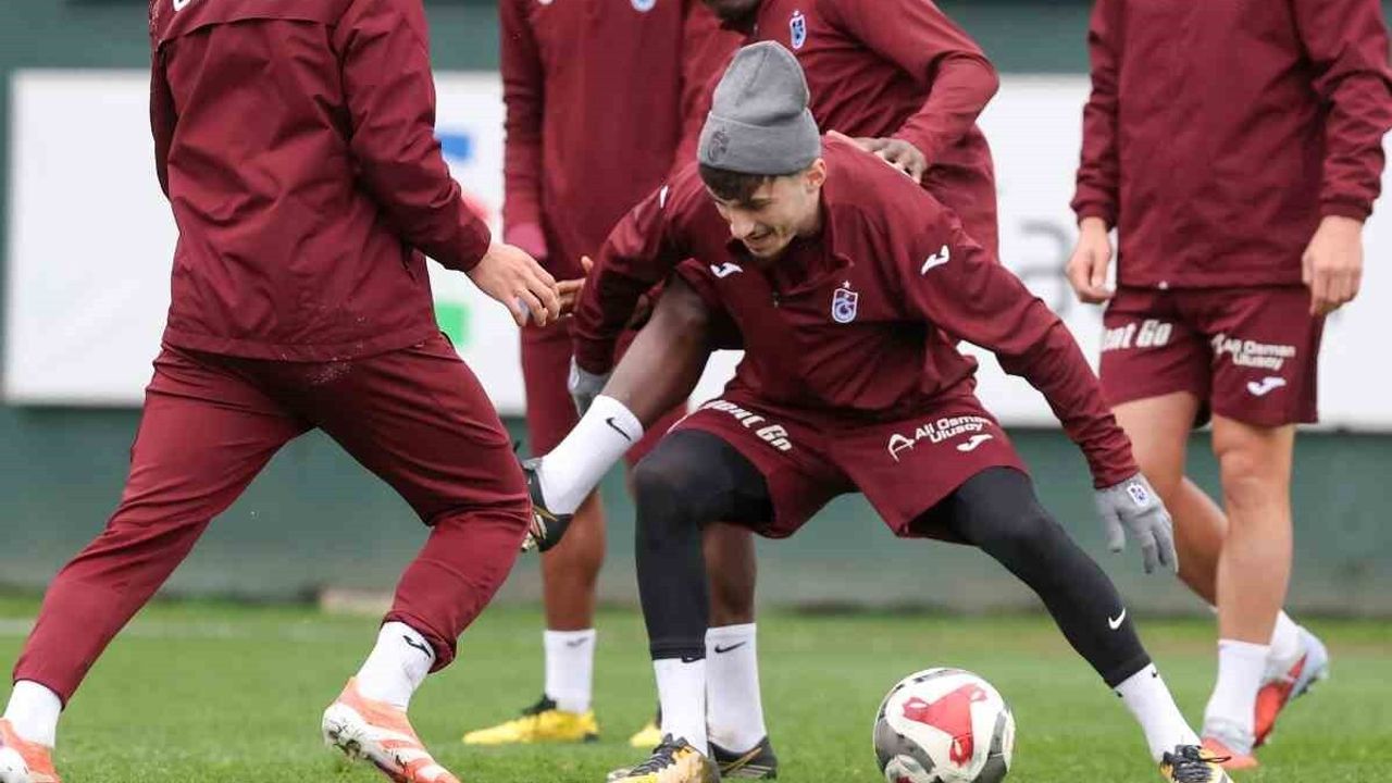 Trabzonspor'da Savic takımla çalıştı, Beşiktaş maçı hazırlıkları sürüyor