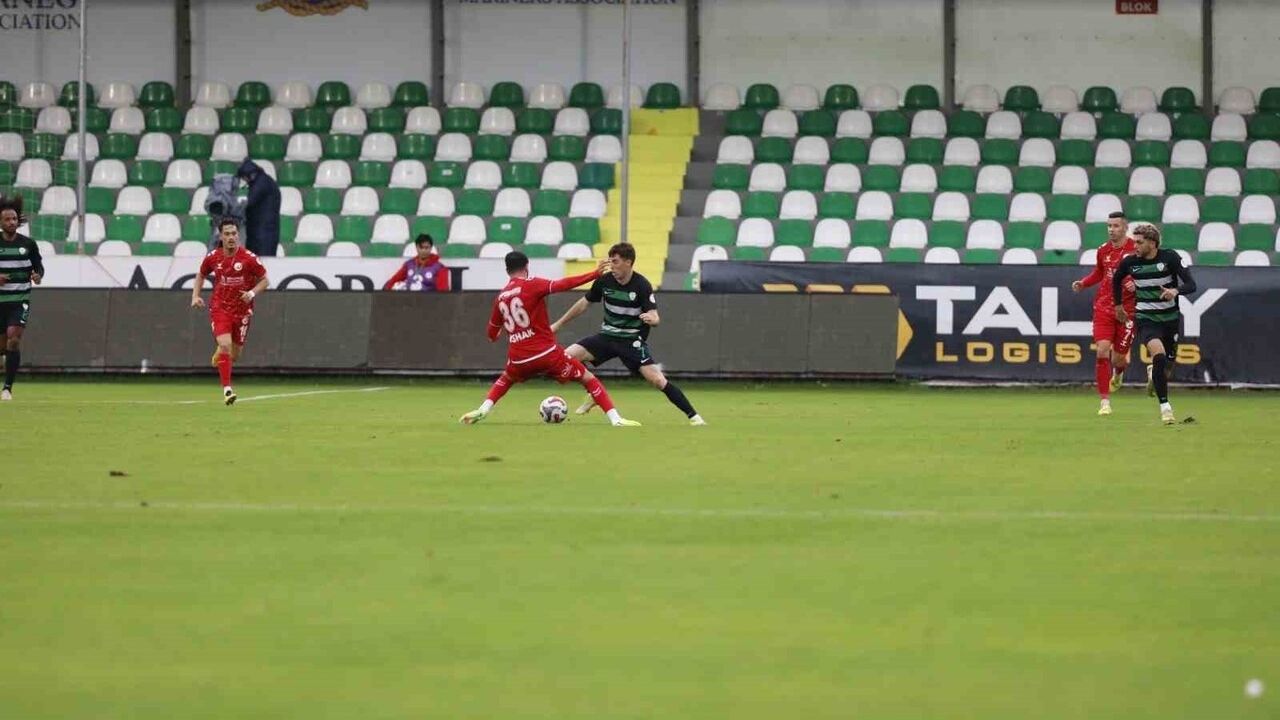 Trendyol 1. Lig: Ankara Keçiörengücü, Serik Spor'u 3-1 mağlup etti