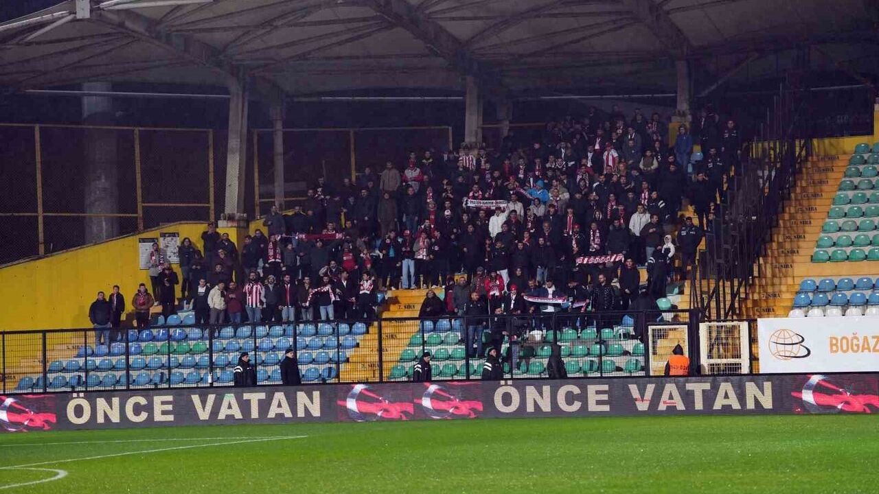 Trendyol 1. Lig: İstanbulspor 2-1 Özbelsan Sivasspor — 16. hafta maç özeti