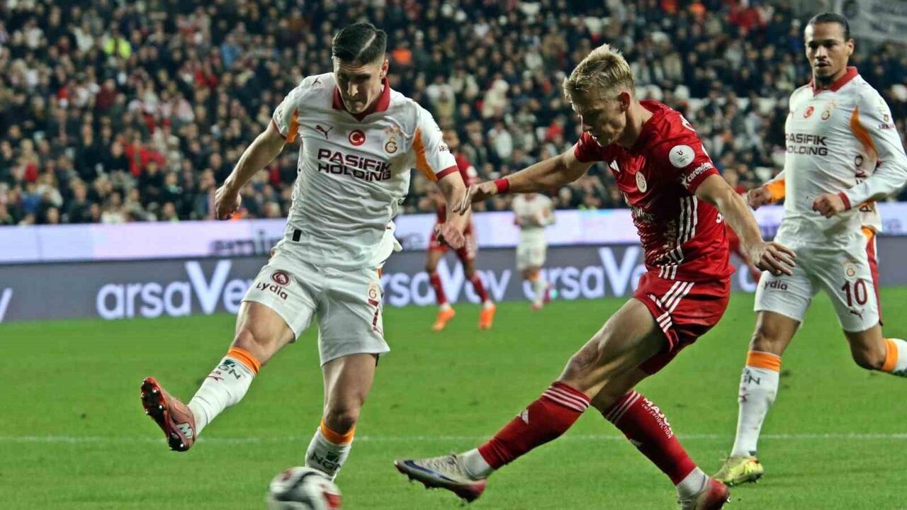Trendyol Süper Lig 16. Hafta: Antalyaspor 0-2 Galatasaray — İlk yarı Galatasaray üstünlüğü