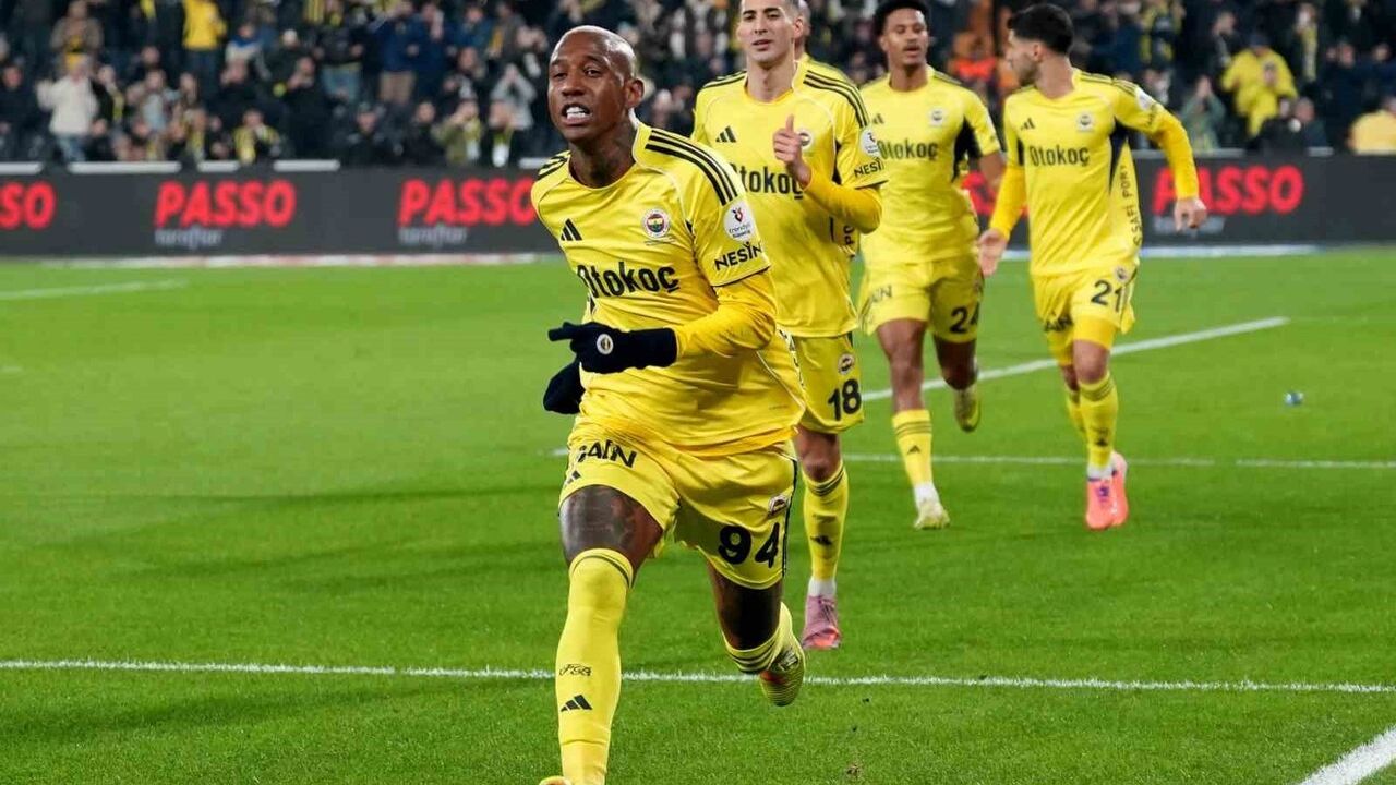 Trendyol Süper Lig 16. Hafta: Fenerbahçe 3-0 Konyaspor — İlk Yarı Özeti
