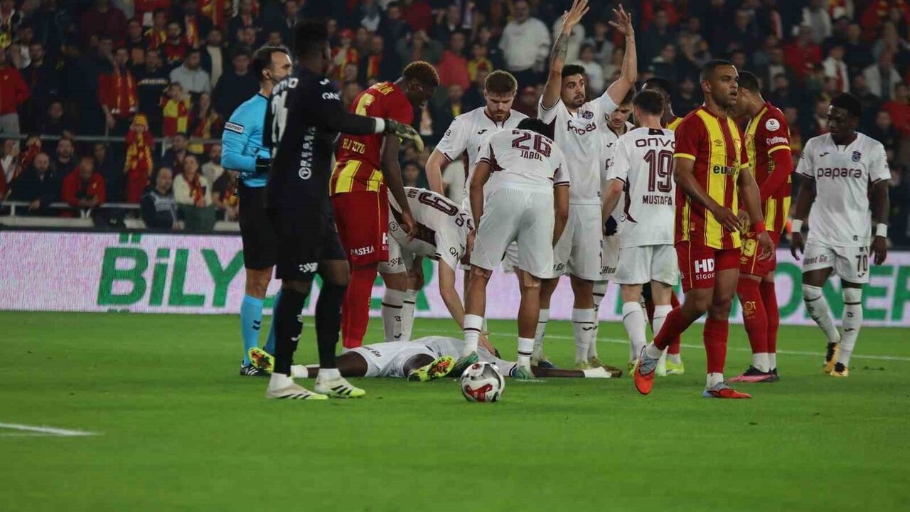 Trendyol Süper Lig: Göztepe 0-0 Trabzonspor — İlk Yarı Özeti