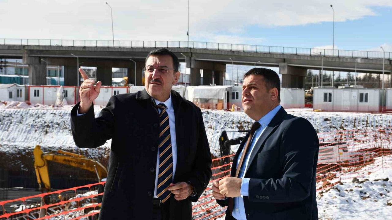 Tüfenkci: Malatya’ya Yakışır Modern TCDD 5. Bölge Müdürlüğü ve Gar Restorasyonu 2026'da Hizmete Girecek