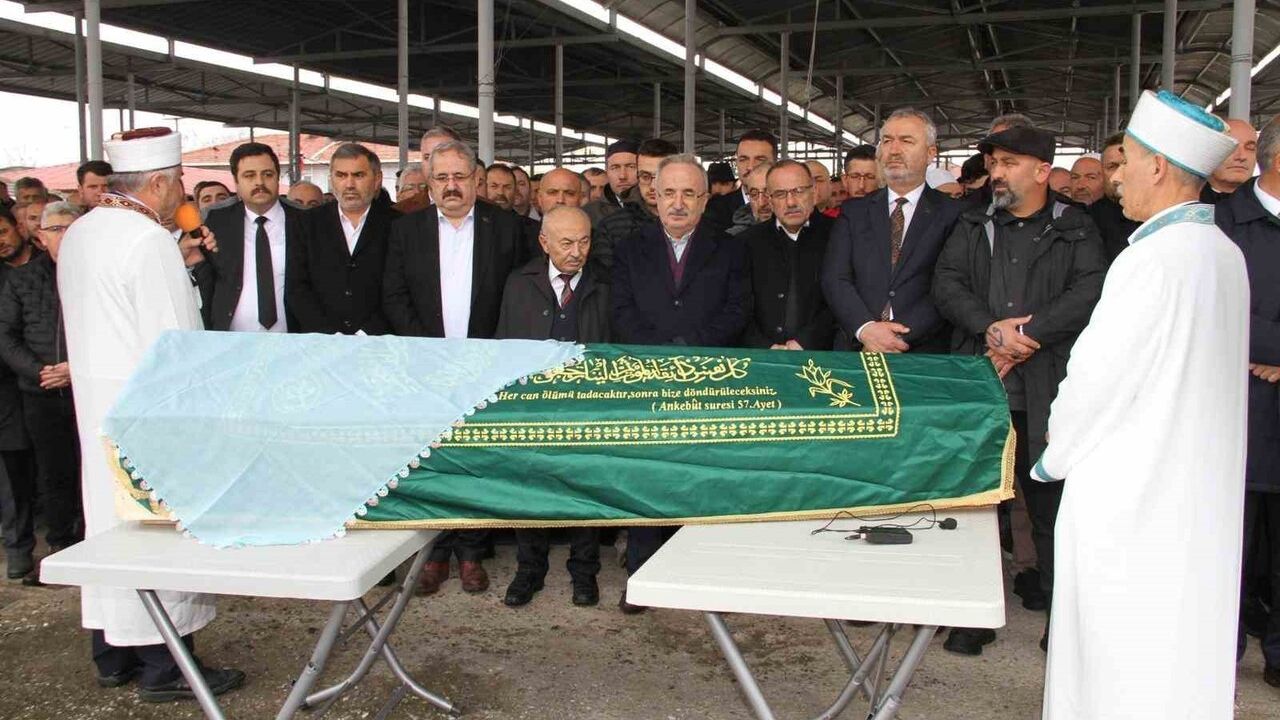 Tuğba Şencan son yolculuğuna uğurlandı