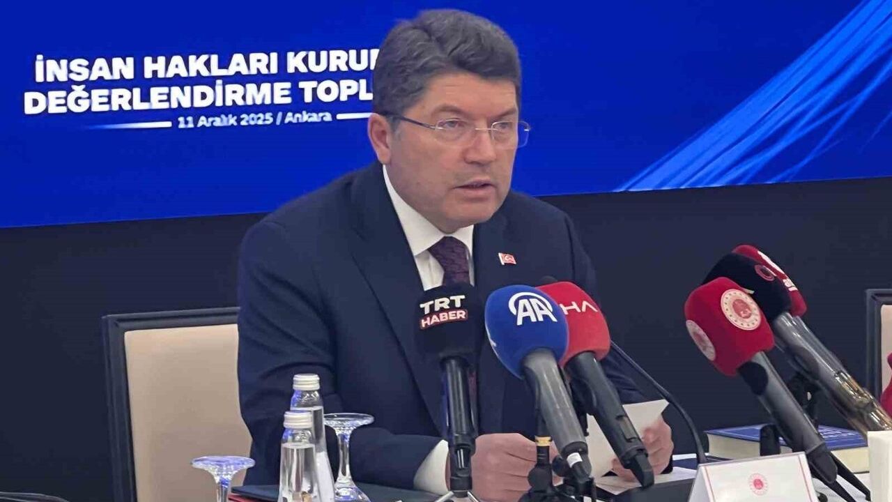 Tunç: Hedefimiz demokratik, sivil ve katılımcı bir anayasa borcunu milletimize ödemek