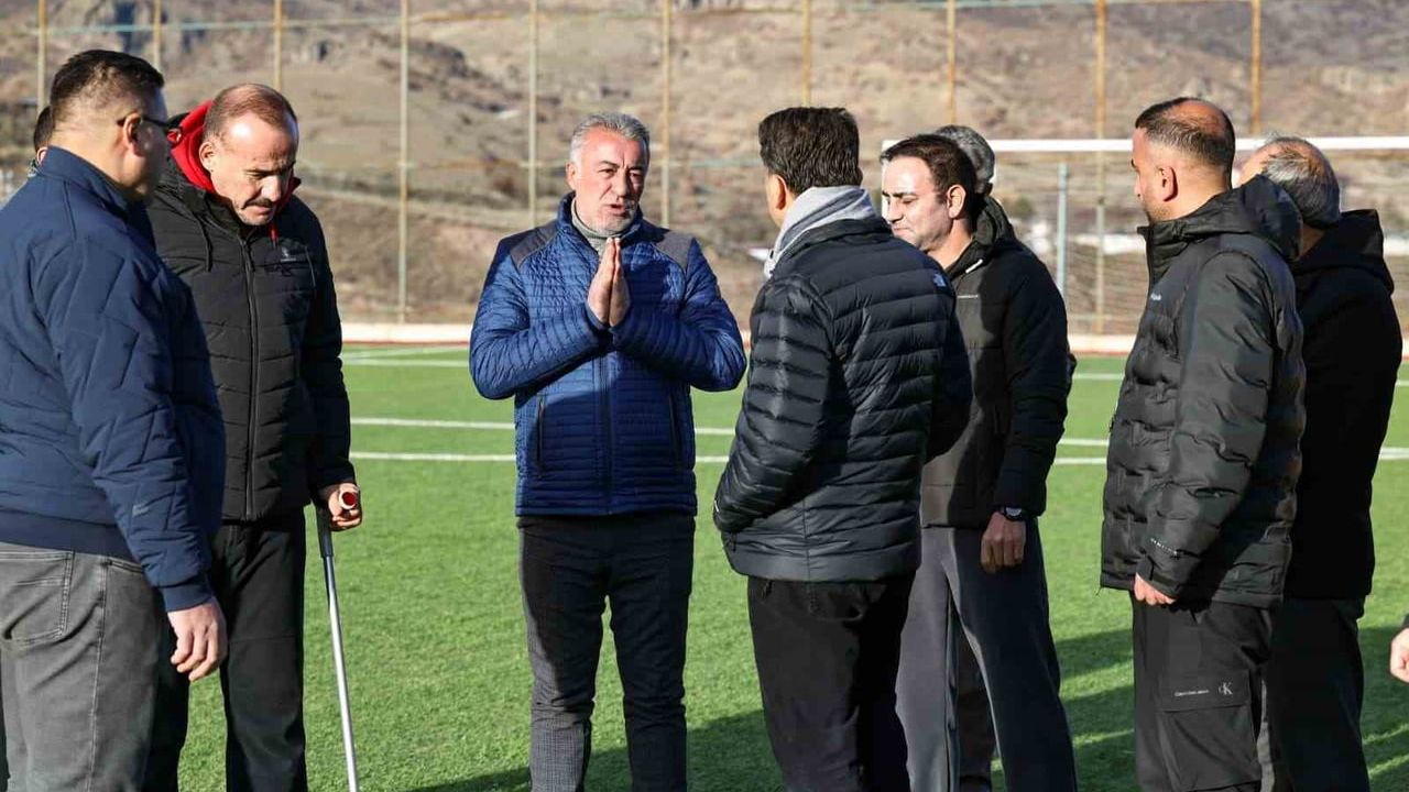 Tunceli'de Dersimspor'un altyapısı için Burmageçit'te yeni spor tesisi yapılacak
