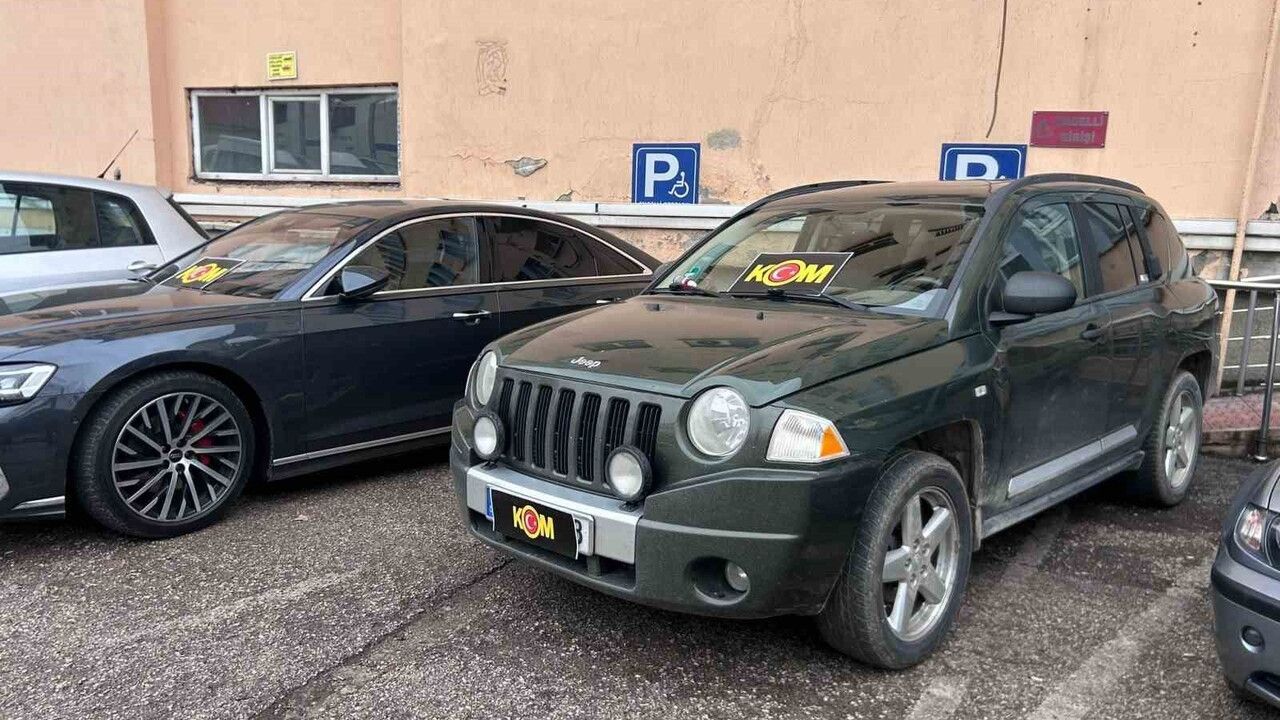 Tunceli'de gümrük kurallarını ihlal edenlere operasyon: 7 araç ele geçirildi