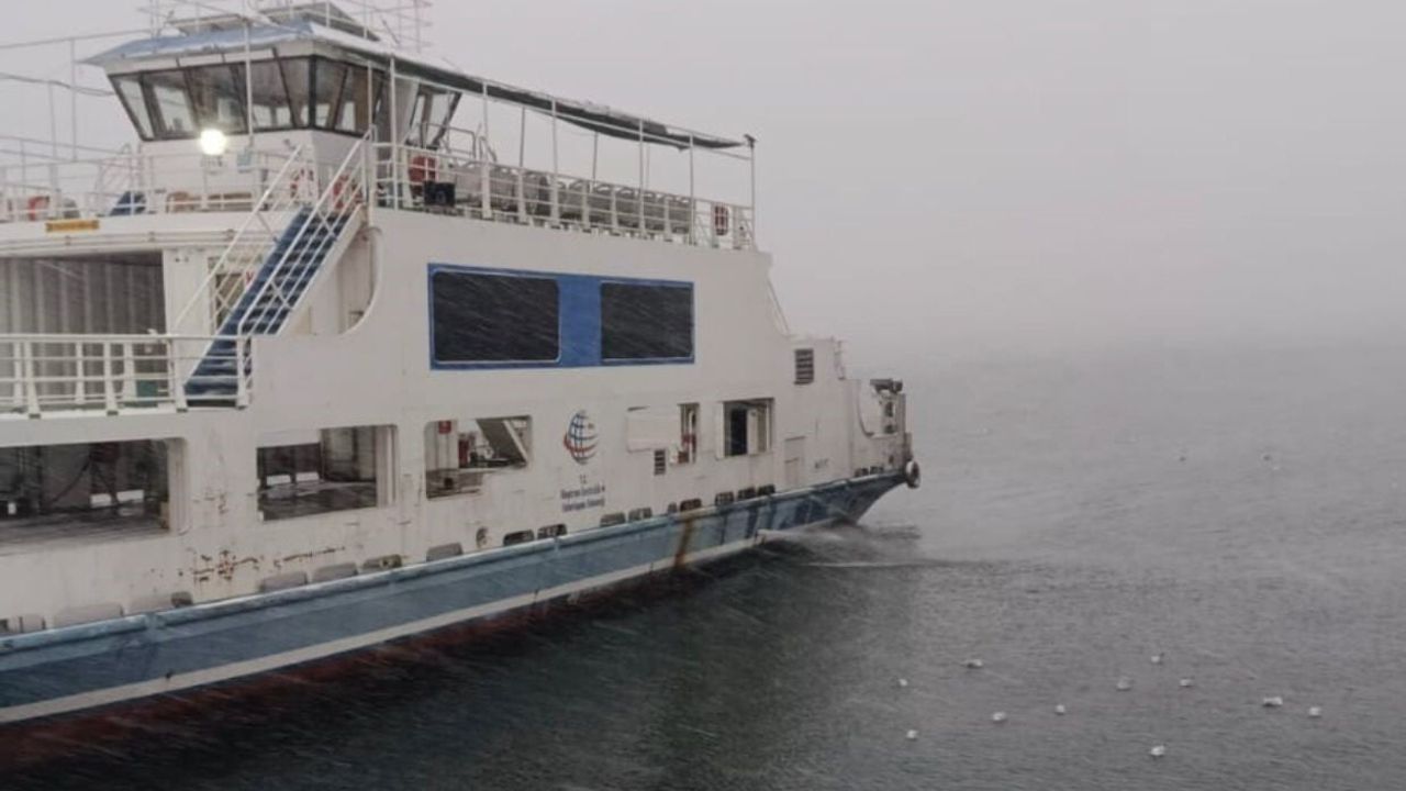 Tunceli-Elazığ'da kar ve sis: Pertek feribotları saat başı, Çemişgezek seferleri geçici durduruldu