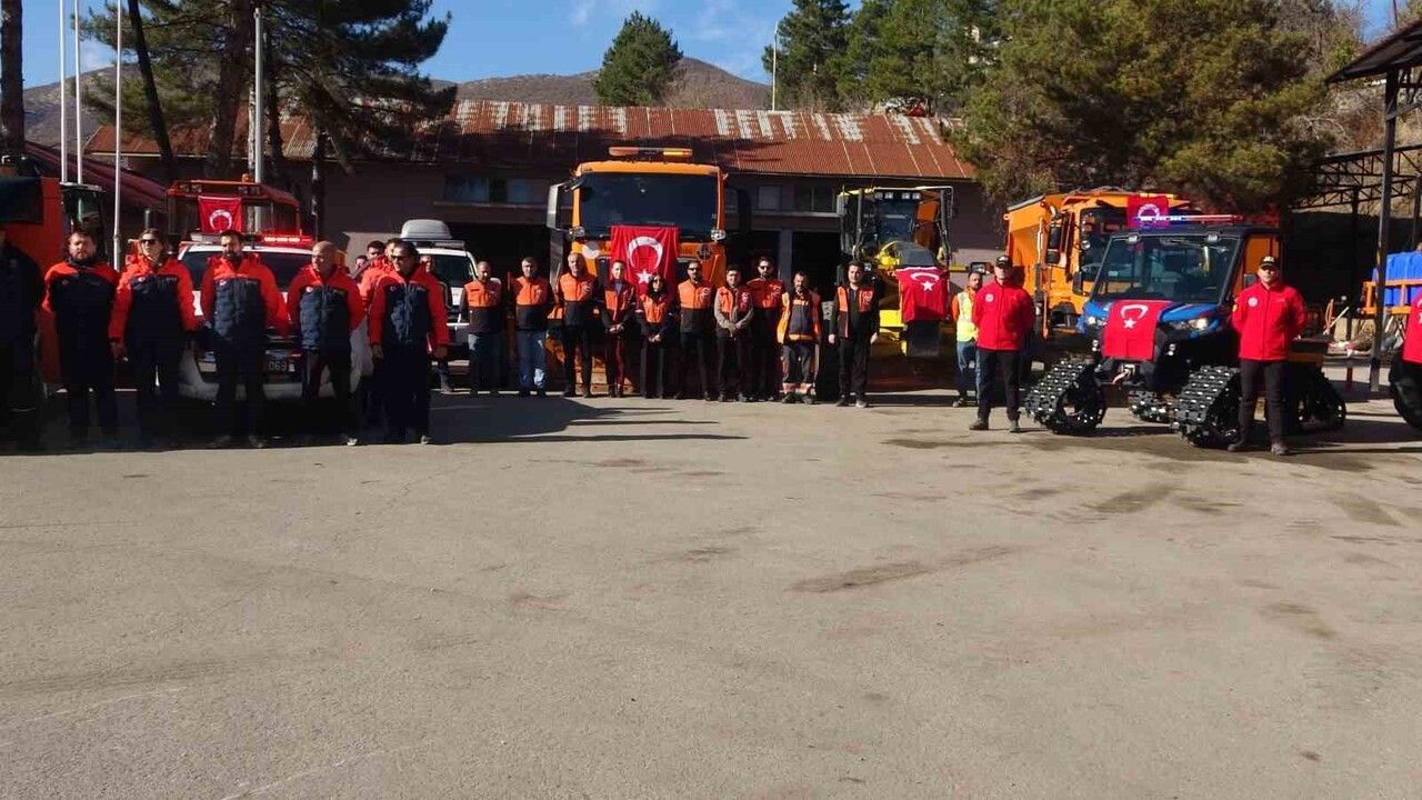 Tunceli kış tedbirlerini tamamladı: 200 araç ve 842 arama kurtarma personeli hazır