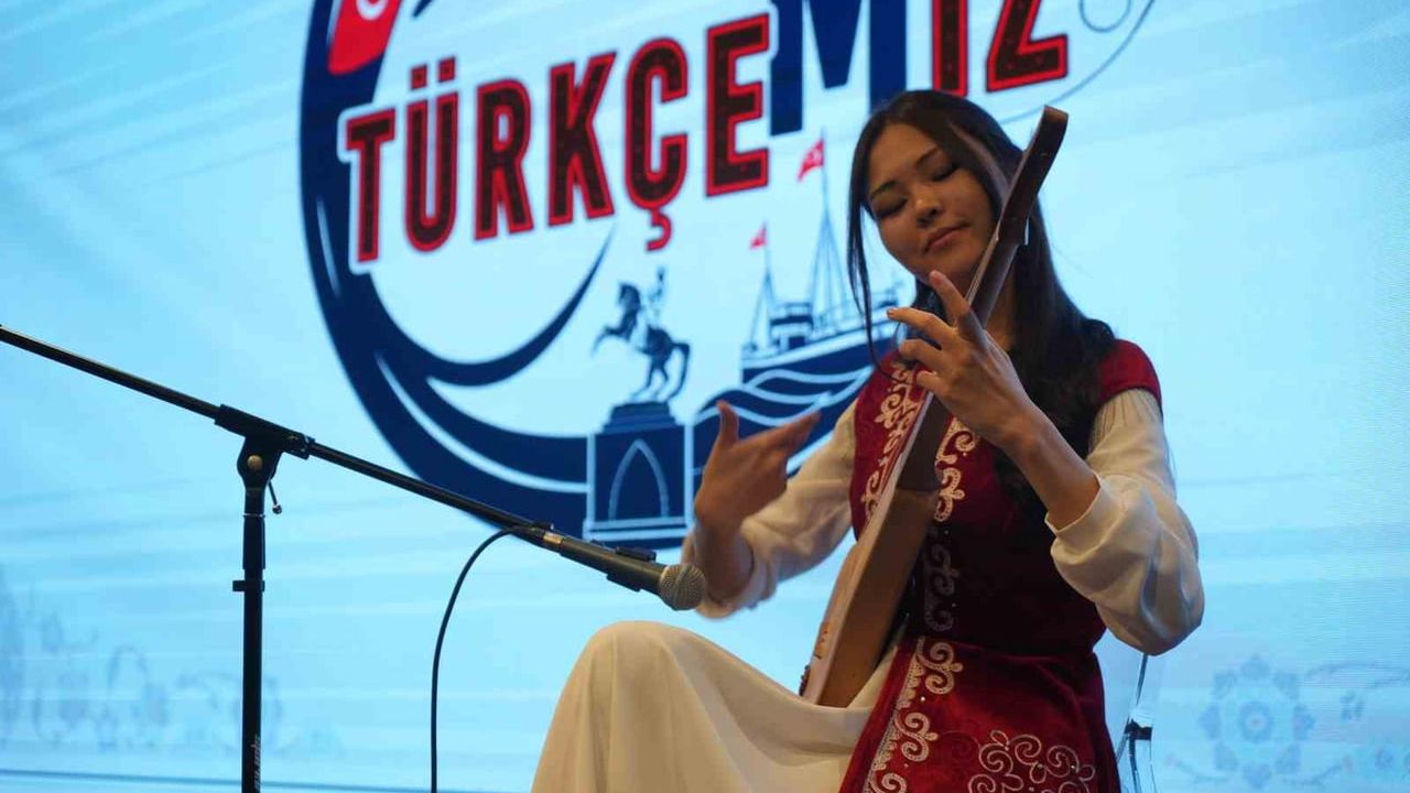 Türk Dünyası Samsun'da Buluştu: 9 Ülkeden Renkli Kültür Şöleni
