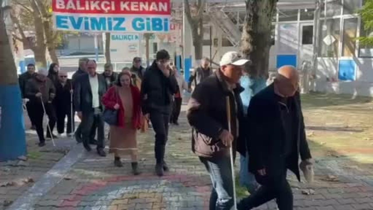 Türkiye Deniz Canlıları Müzesi, Altınokta Körler Derneği İstanbul Şubesi Üyelerini Ağırladı