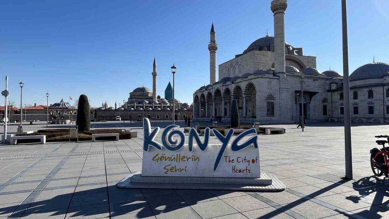 Türkiye genelinde kar etkili; Konya'da güneşli ama soğuk hava sürüyor