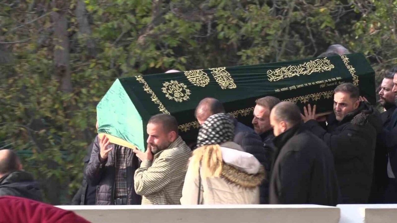 Tutuklu fabrika sahibi Kurtuluş Oransal cezaevinde yaşamını yitirdi, cenazesi Şakirin Camii’nden kaldırıldı