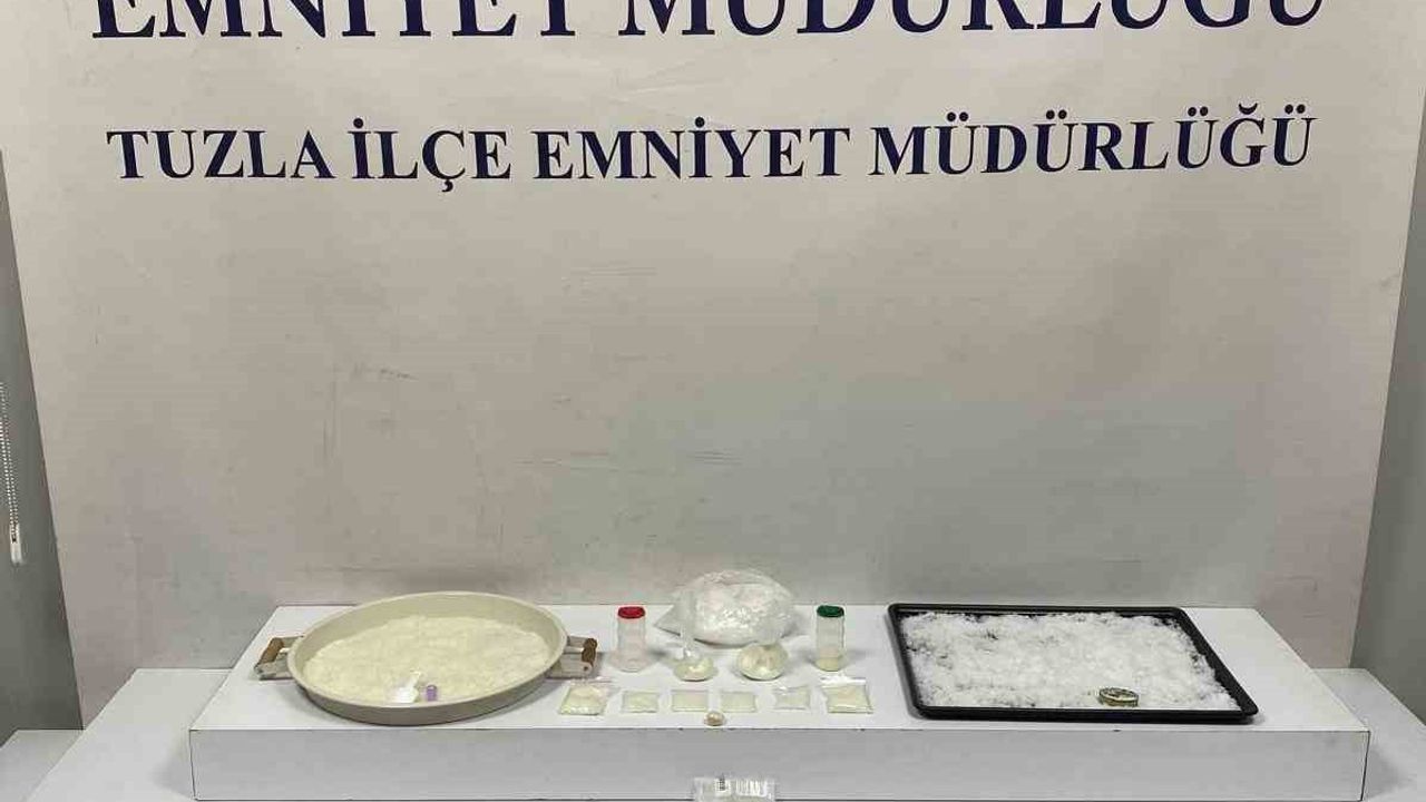 Tuzla’da drone destekli operasyonda 2 kilo 389 gram uyuşturucu ele geçirildi