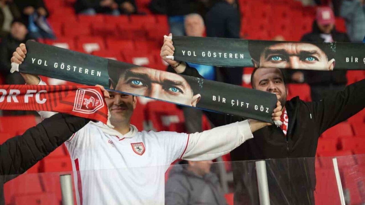 UEFA Konferans Ligi: Samsunspor 1-0 AEK Atina — 15. dakikada üstünlük