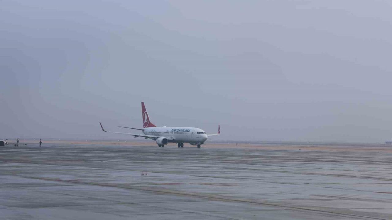 Ulaştırma Bakanı Uraloğlu: Hatay Havalimanı çalışmalarının 2026'da tamamlanması hedefleniyor