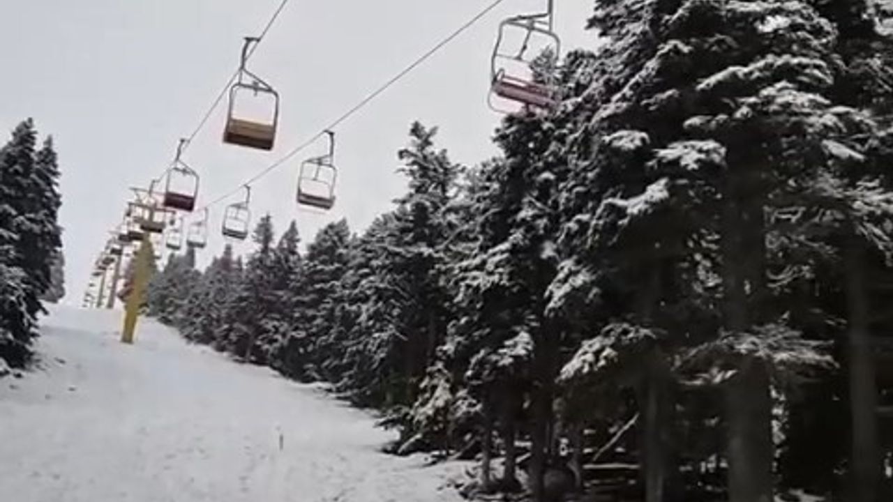 Uludağ'da kar yağışı sürüyor; Bursa için sarı kodlu uyarı