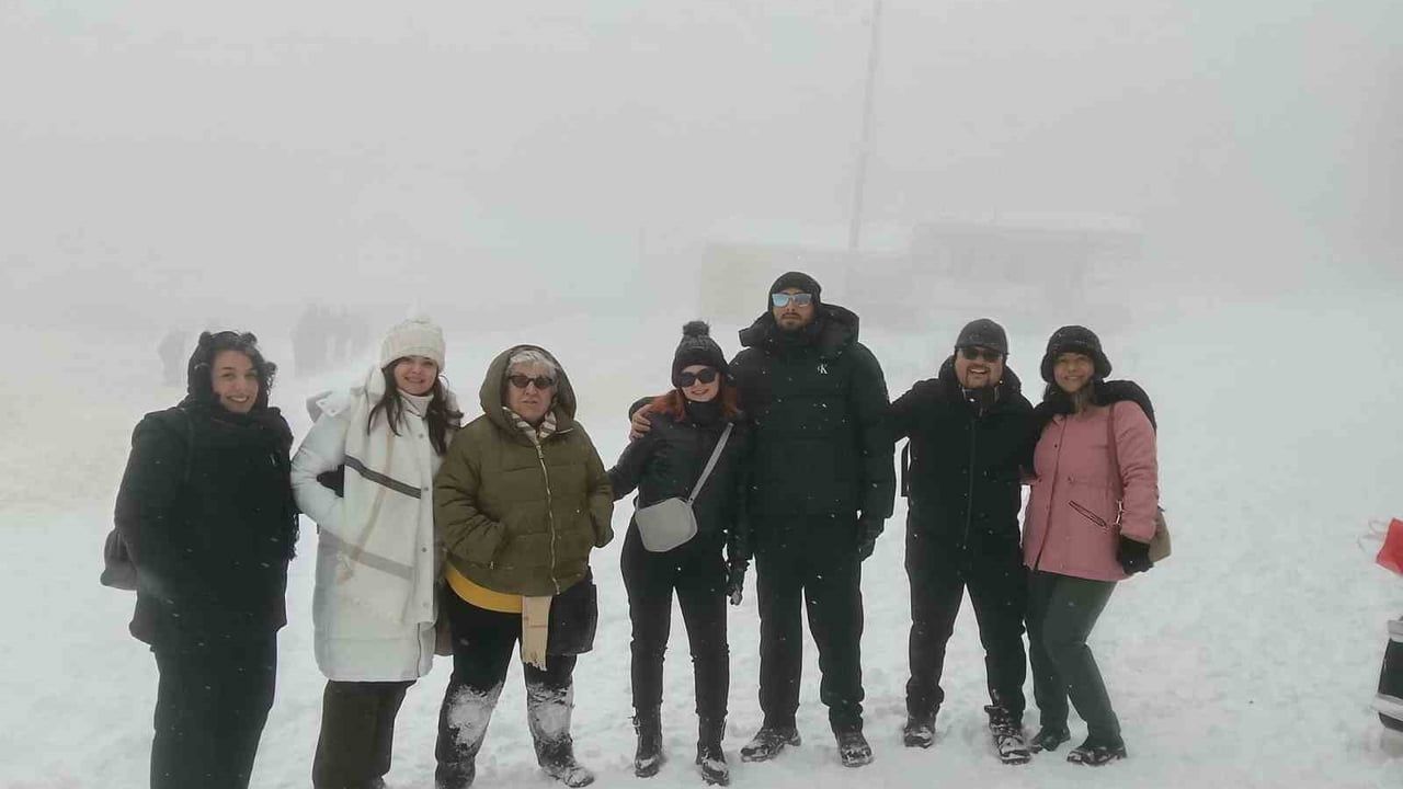 Uludağ'da yılbaşı rezervasyonları doldu, pistler kayak için hazır