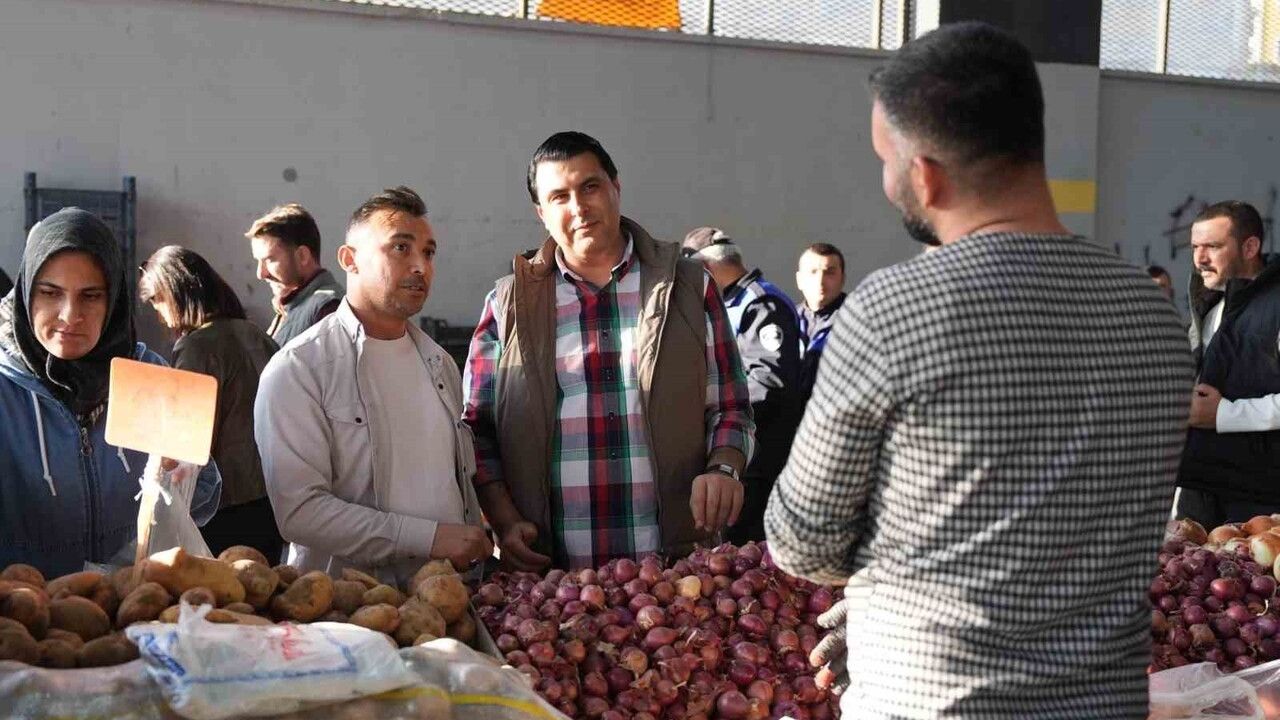 Umut Yılmaz Beykent Mahallesi'ni Ziyaret Etti: Pazaryerinde Esnaf ve Vatandaşlarla Buluştu