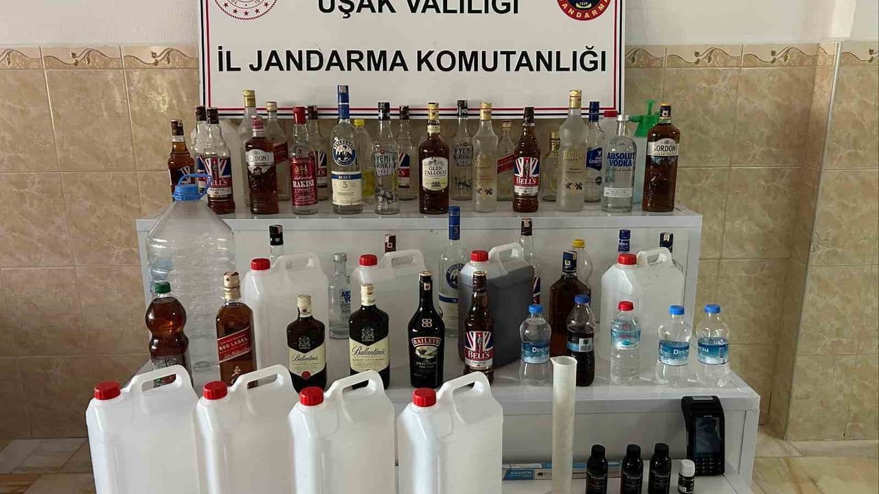 Uşak’ta yılbaşı öncesi jandarma kaçak ve sahte içki operasyonu
