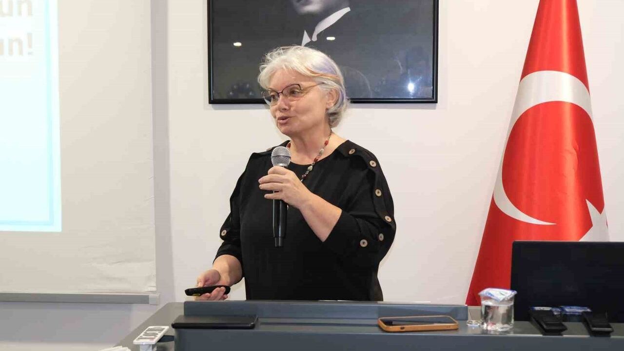 Uzmanlar uyarıyor: Gebelikte yüksek kan şekeri çocuklarda diyabet ve obezite riskini artırıyor