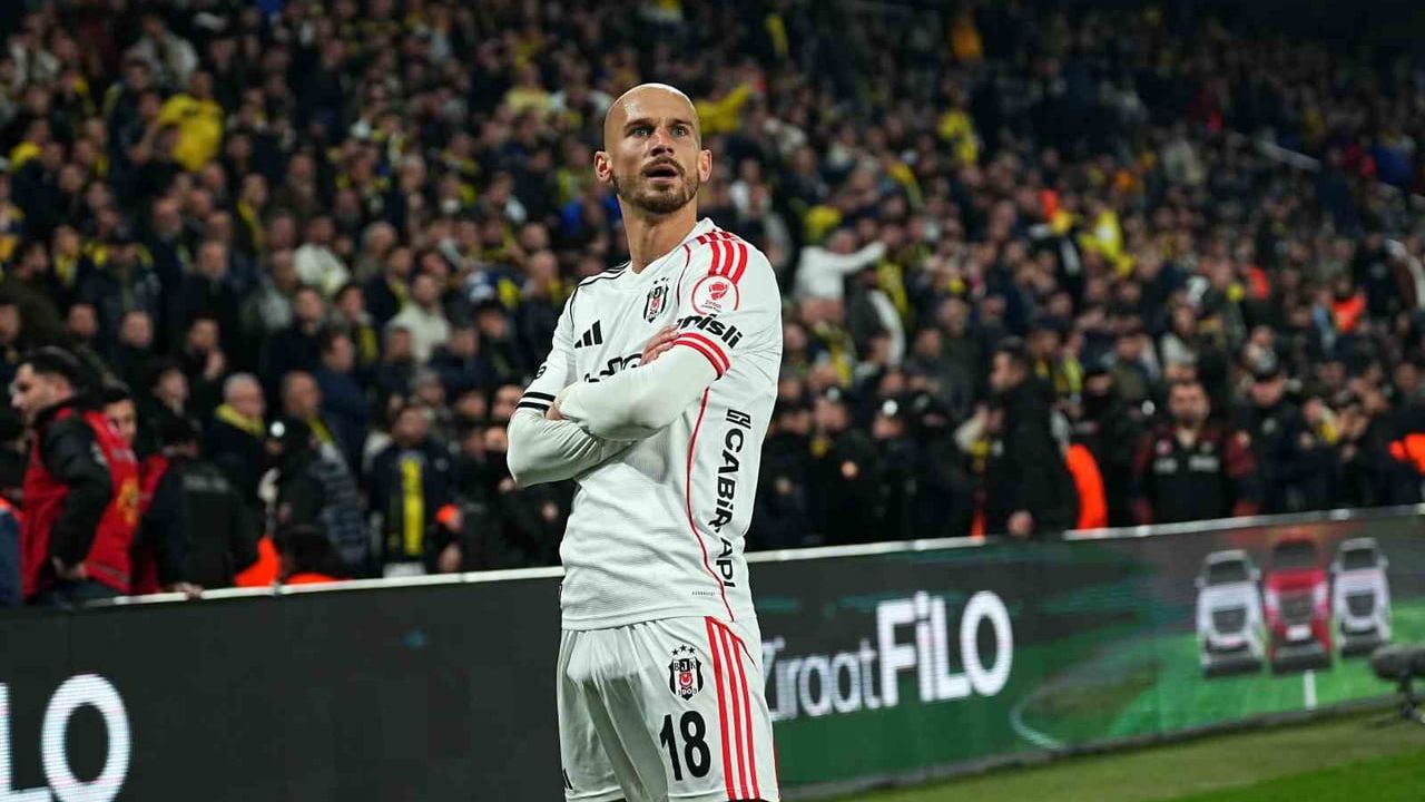Vaclav Cerny, Fenerbahçe karşısında Beşiktaş formasıyla 5. golünü attı
