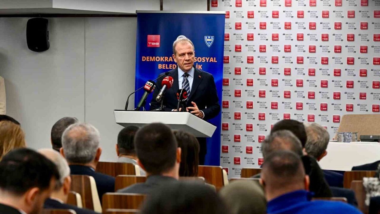 Vahap Seçer: Katılımcı Demokrasiyle Şehrin Sorunlarını En İyi Bilen Vatandaştır