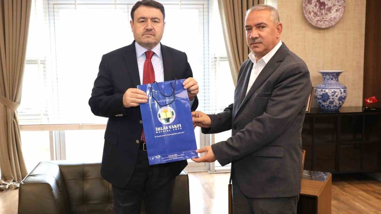 Vali Musa Işın: Kütahya, güvenlikte örnek; 2025 yatırım ve projeleri değerlendirildi