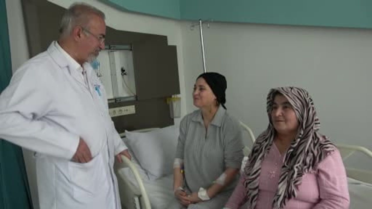 Van'da iki hastaya başarılı şah damarı (glomus) tümörü ameliyatı