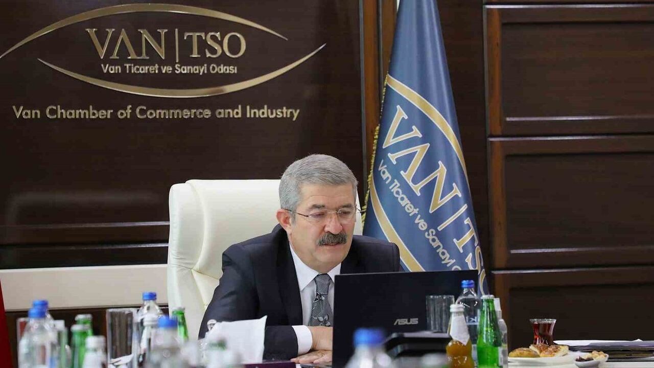 Van TSO ve DAKA, Azerbaycanlı İş İnsanlarıyla İşbirliği ve Potansiyel Fırsatları Görüştü