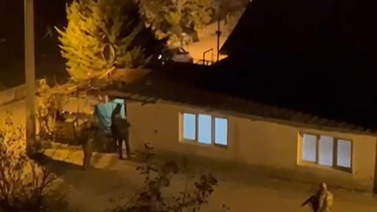 Yalova'da DEAŞ operasyonları: Çatışmada 3 polis şehit oldu, kapsamlı aramalar sürüyor