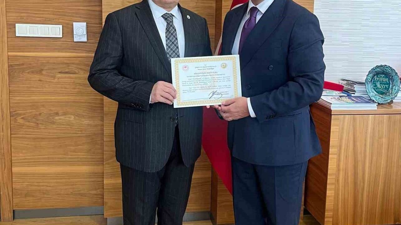 Yeniköy Kemerköy Enerji'ye 4 milyon fidan için Orman Genel Müdürlüğü'nden takdir belgesi