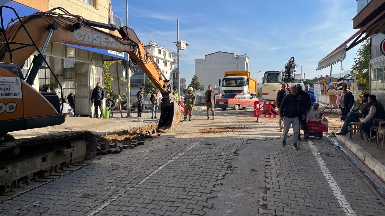 Yenipazar'da yıllardır yıpranan içme suyu hattı yenileniyor