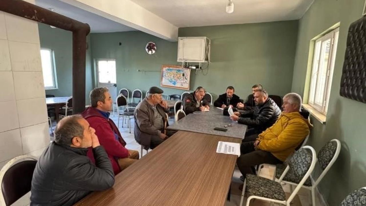 Yenipazar Tohumlar Köyü'nde üreticilere tarımsal destekler ve uygulamalar tanıtıldı