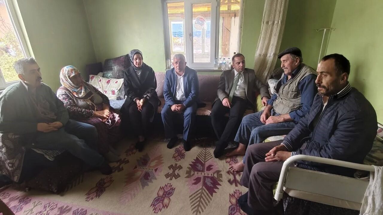 Yenipazar Ulucak Köyü'nde Kaymakam Uçar vatandaşların sorunlarını yerinde inceledi