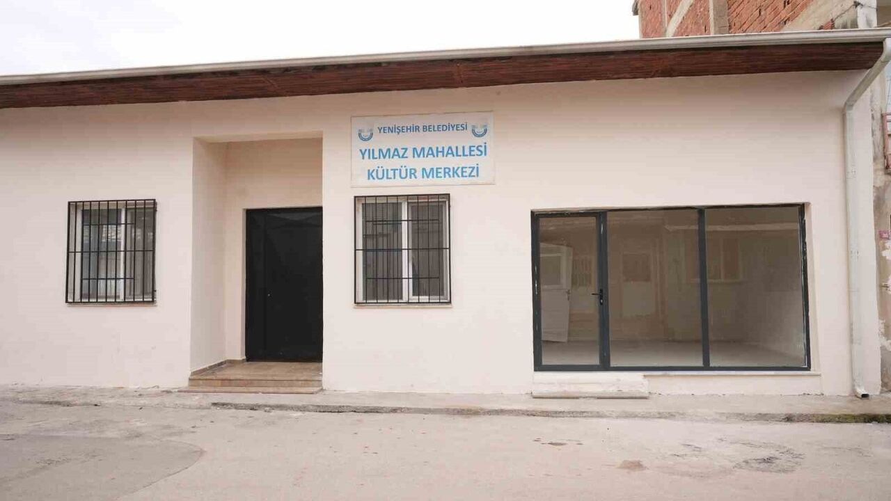 Yenişehir'de Yılmaz Mahallesi'ne modern muhtarlık ve kültür merkezi yenilemesi