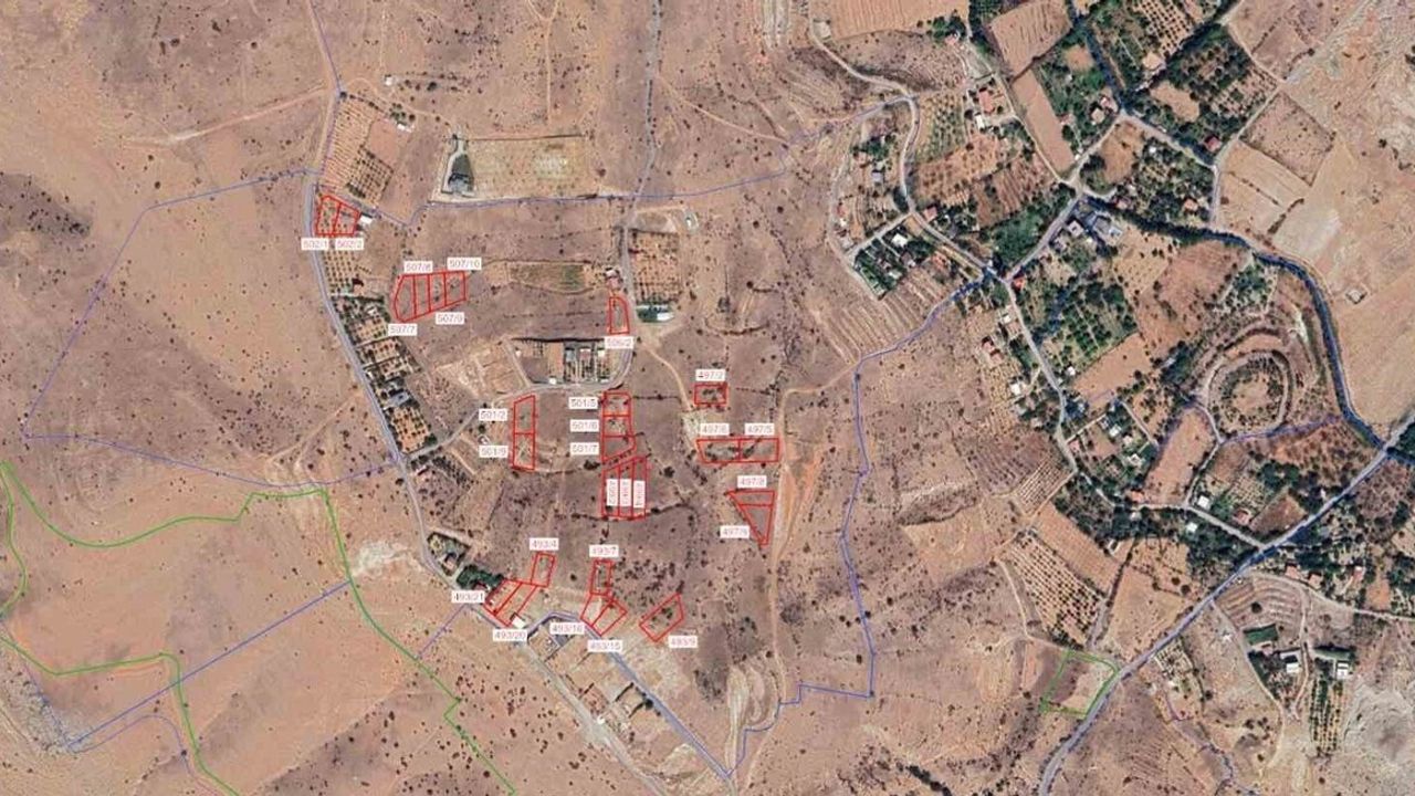 Yeşilyurt Belediyesi, Mullakasım Mahallesi'nde 27 Taşınmazı Satışa Çıkardı