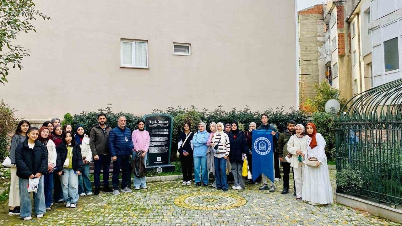 Yıldırım’da gençlere tarih ve sağlık odaklı yürüyüş: Adım Adım Kadim Bursa