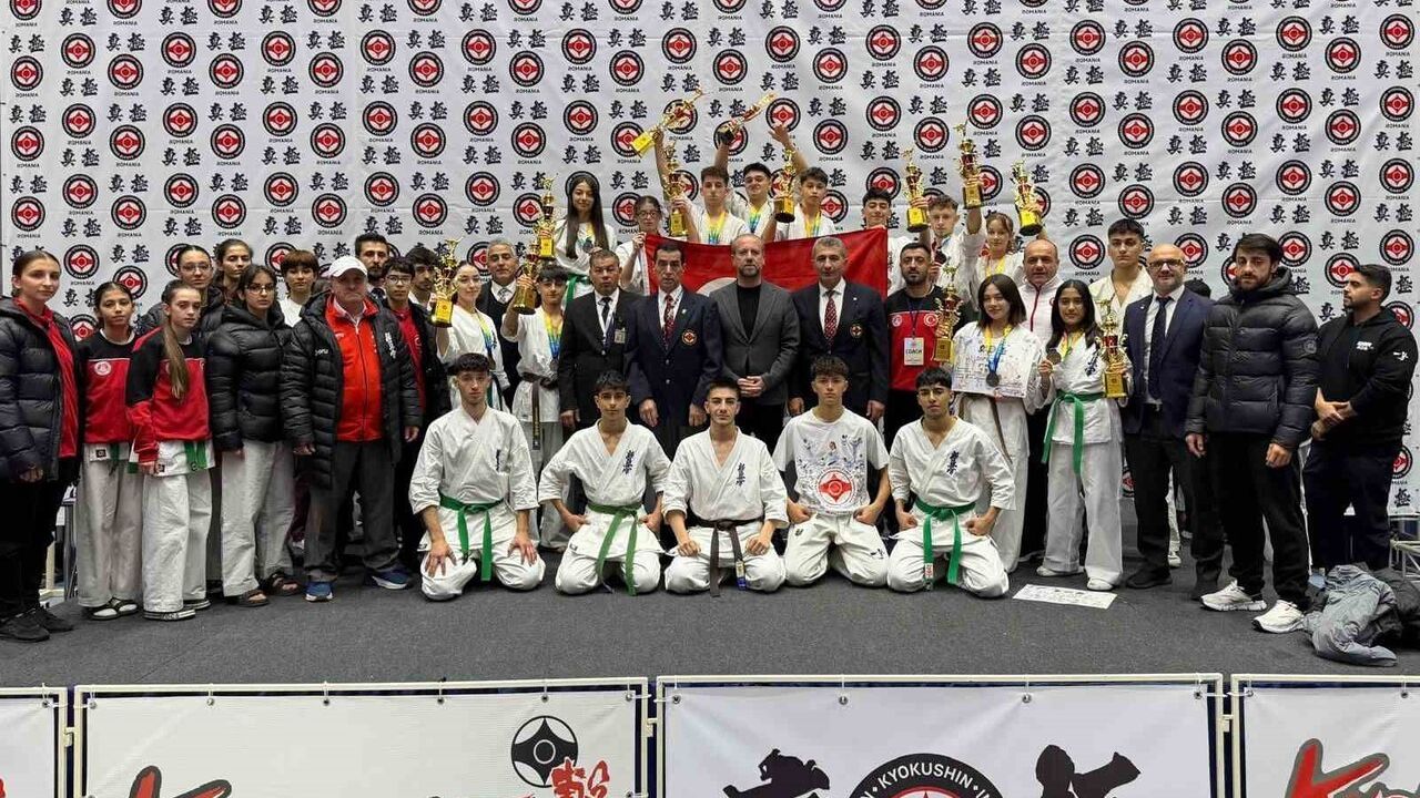 Yıldırımlı Sporcular Kyokushin Avrupa Kupası'nda 3 Madalya Kazandı