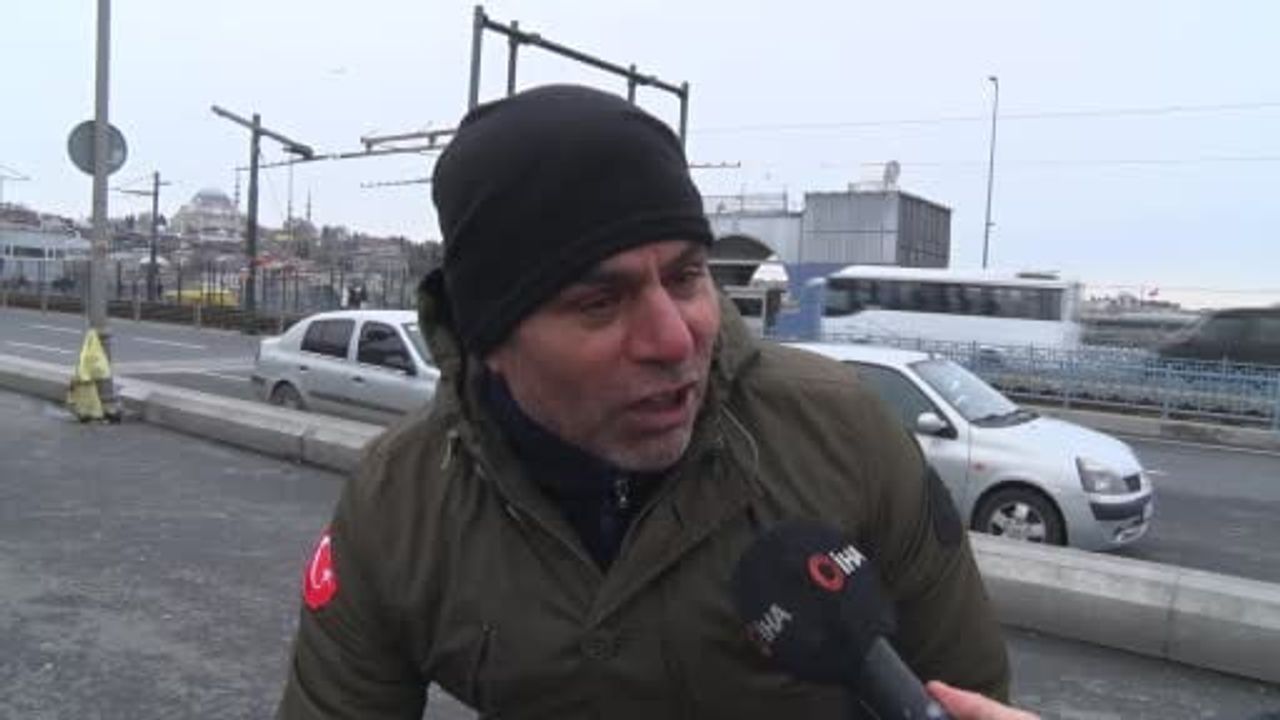 Yılın Son Günü Galata Köprüsü'nde Olta Balıkçıları: İstavrit ve Çinekop Bolluğu