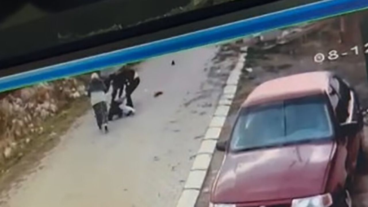 Yozgat Çekerek’te boşanma aşamasındaki eşini bıçakladı; kovalamaca güvenlik kamerasında